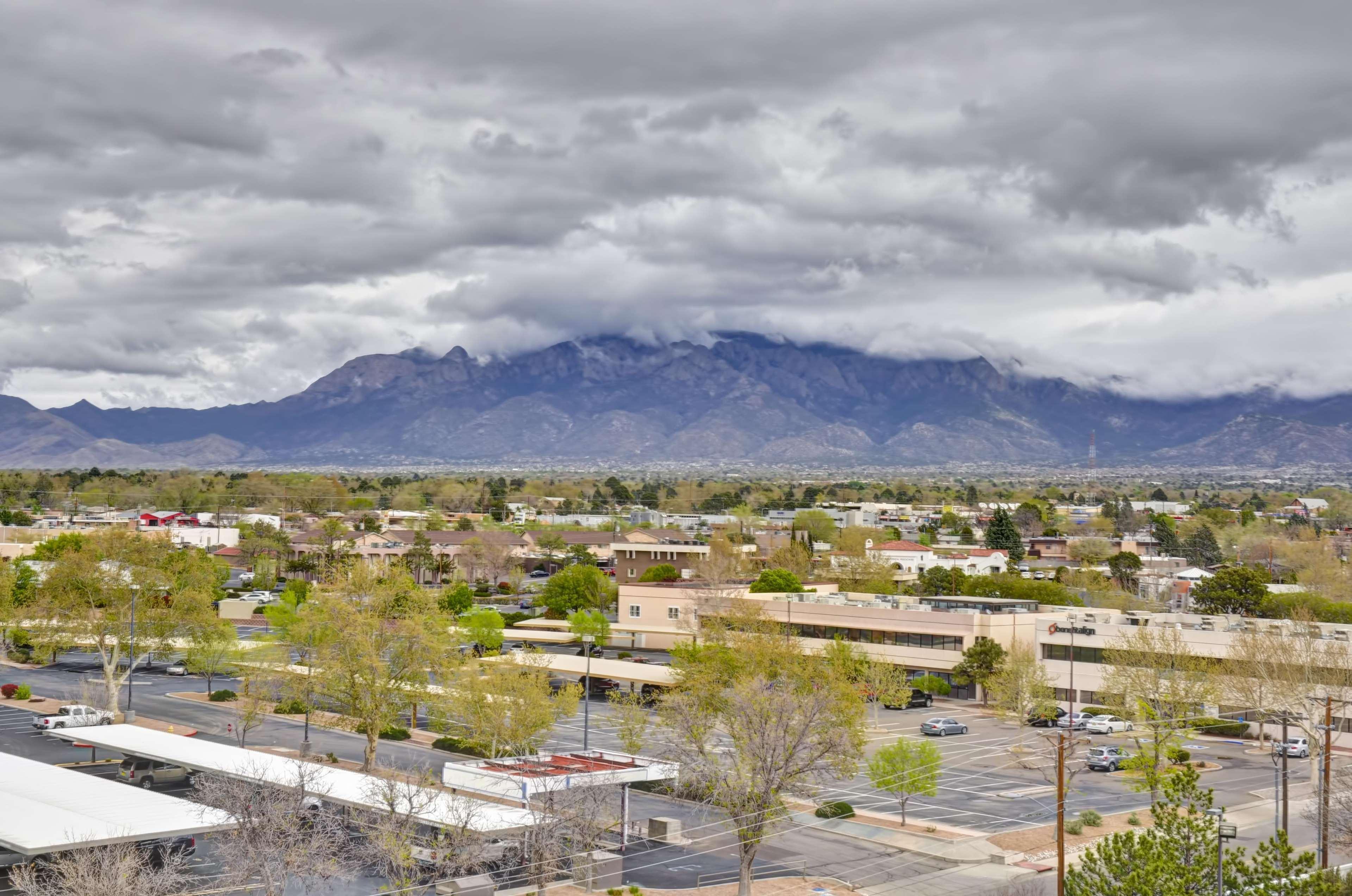 Hyatt Place Albuquerque Uptown Eksteriør billede