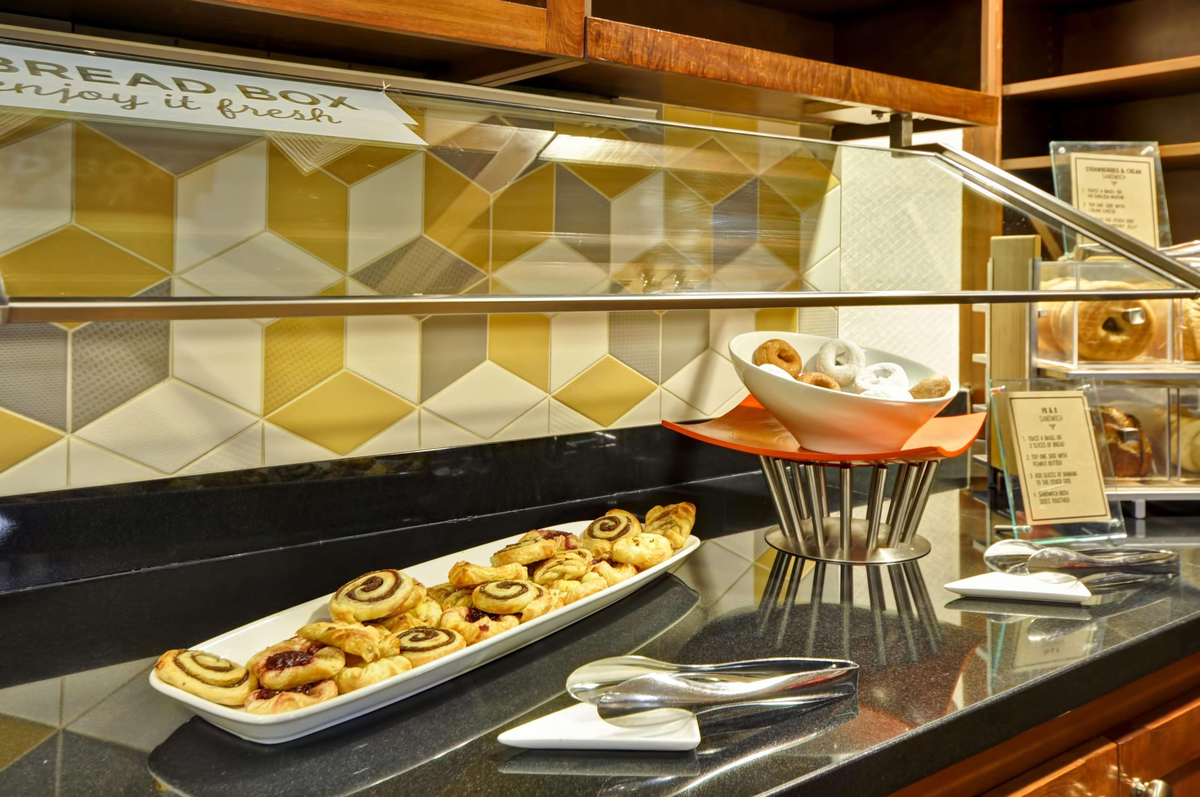 Hyatt Place Albuquerque Uptown Eksteriør billede